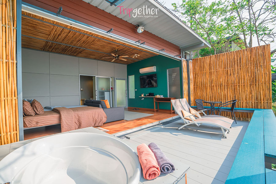 Thawsilakehill_190513_0005