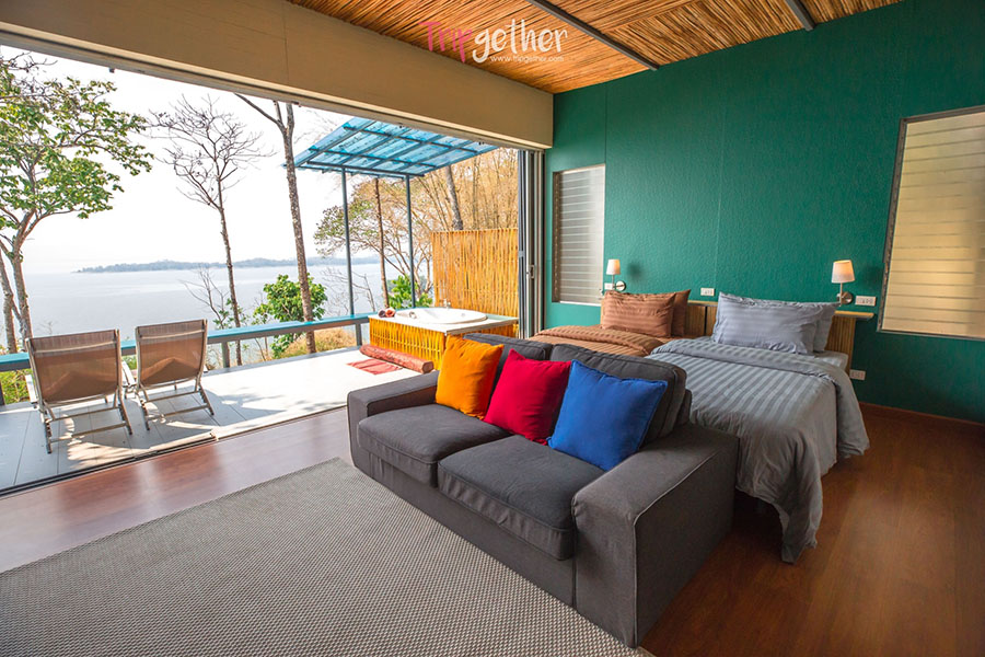 Thawsilakehill_190513_0011