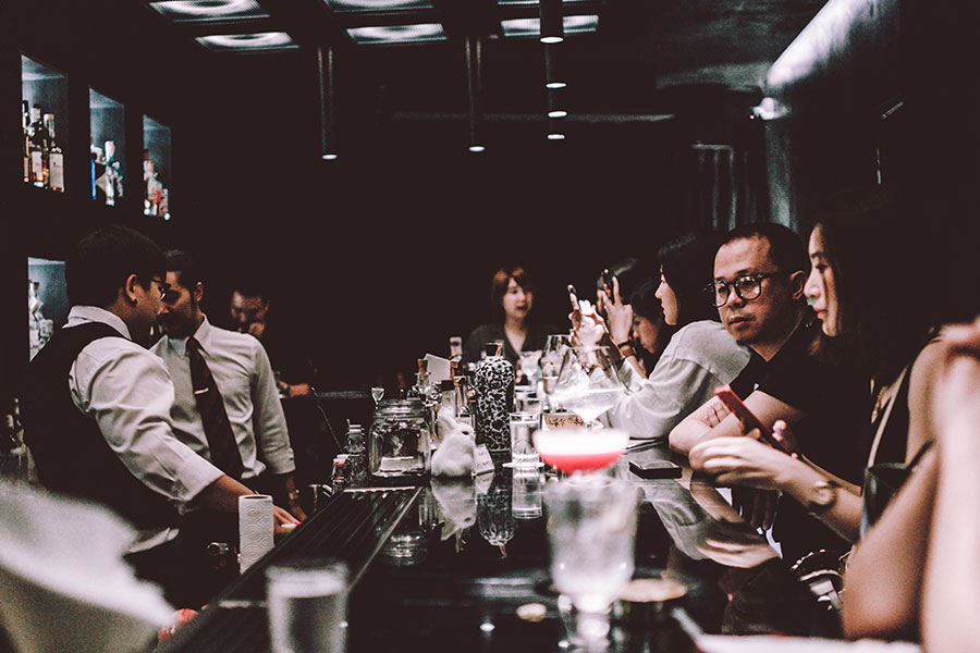 เปิดวาร์ป 11 ร้านแฮงค์เอาท์เชียงใหม่ นั่งชิลล์จิบเครื่องดื่มฟังเพลงเพราะๆ รับลมหนาว!