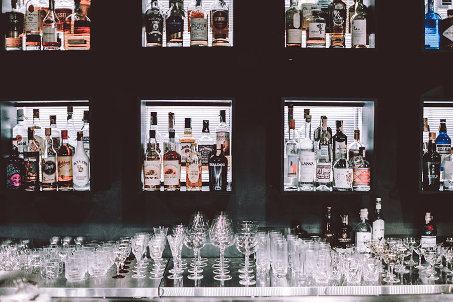 เปิดวาร์ป 11 ร้านแฮงค์เอาท์เชียงใหม่ นั่งชิลล์จิบเครื่องดื่มฟังเพลงเพราะๆ รับลมหนาว!