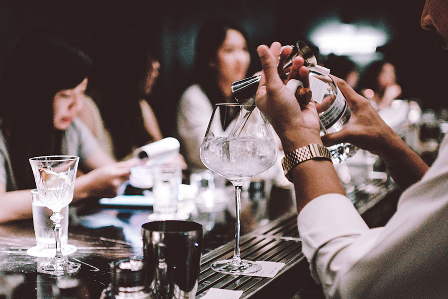 เปิดวาร์ป 11 ร้านแฮงค์เอาท์เชียงใหม่ นั่งชิลล์จิบเครื่องดื่มฟังเพลงเพราะๆ รับลมหนาว!