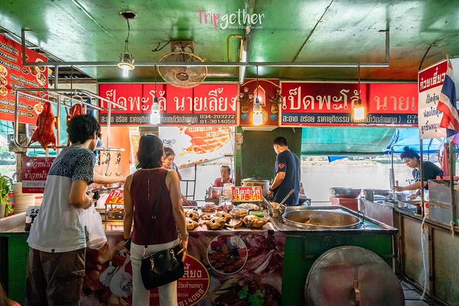 Wat_Lam_Phaya_Floating_Market-8