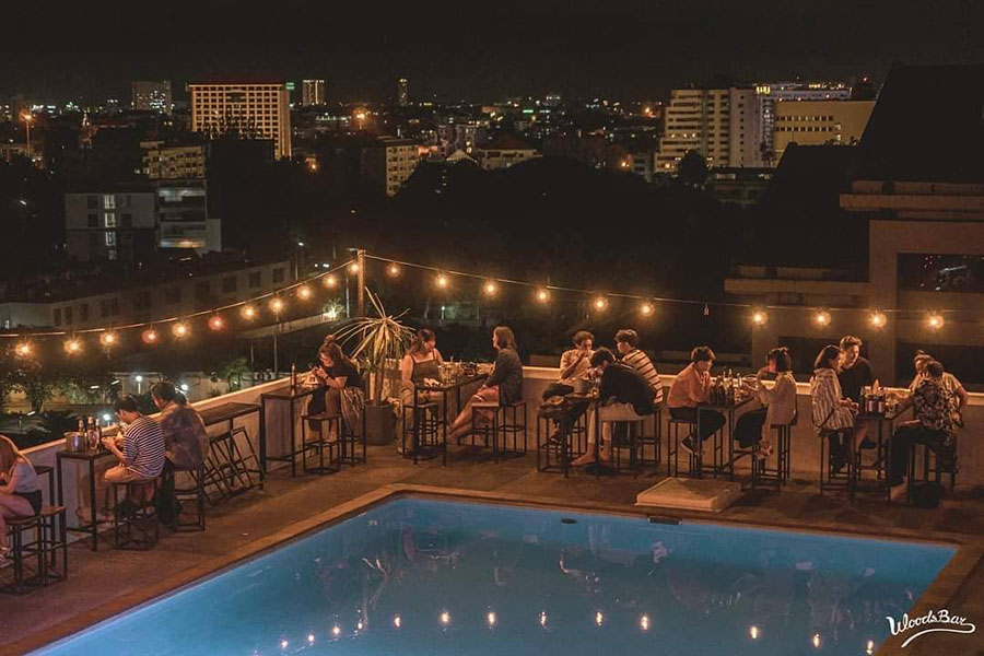 เปิดวาร์ป 11 ร้านแฮงค์เอาท์เชียงใหม่ นั่งชิลล์จิบเครื่องดื่มฟังเพลงเพราะๆ รับลมหนาว!