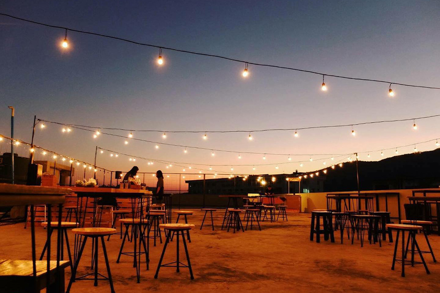 6 ร้านแฮงค์เอ้าท์เชียงใหม่สุดคูล เอาใจสายชิลล์ ดนตรีดี บรรยากาศเด็ด