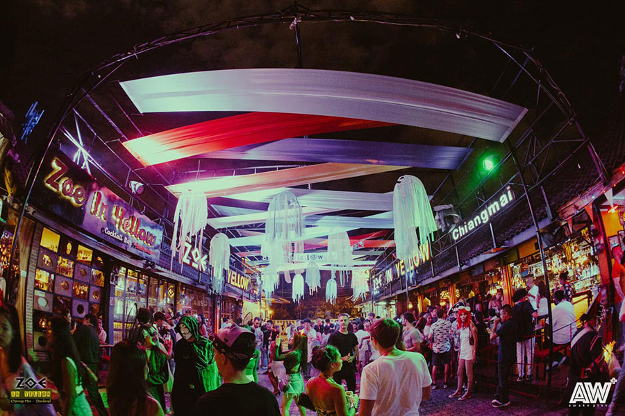 เปิดวาร์ป 11 ร้านแฮงค์เอาท์เชียงใหม่ นั่งชิลล์จิบเครื่องดื่มฟังเพลงเพราะๆ รับลมหนาว!