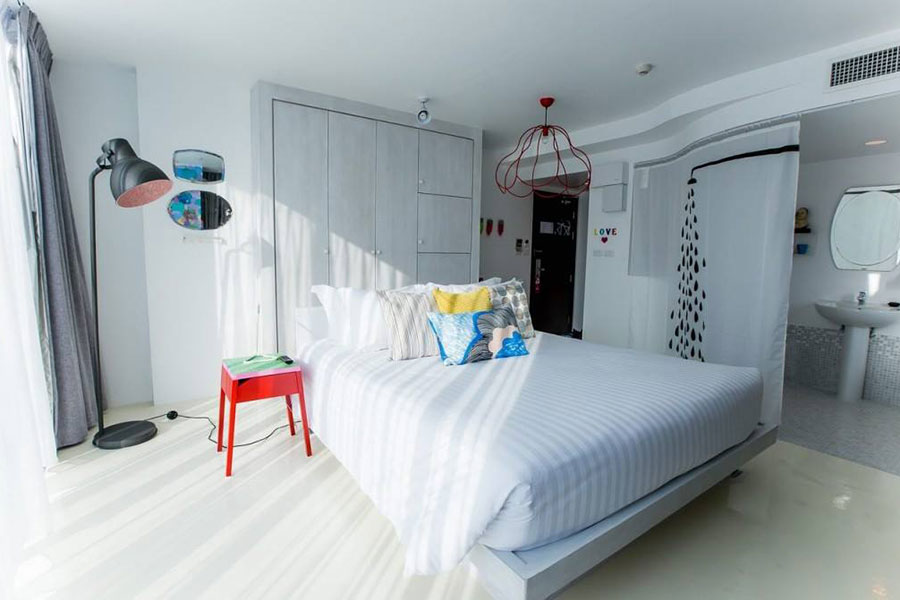 5 ที่พักกลางเมืองเชียงใหม่ มีสระว่ายน้ำบนดาดฟ้า ดูวิวภูเขาและวิวเมือง