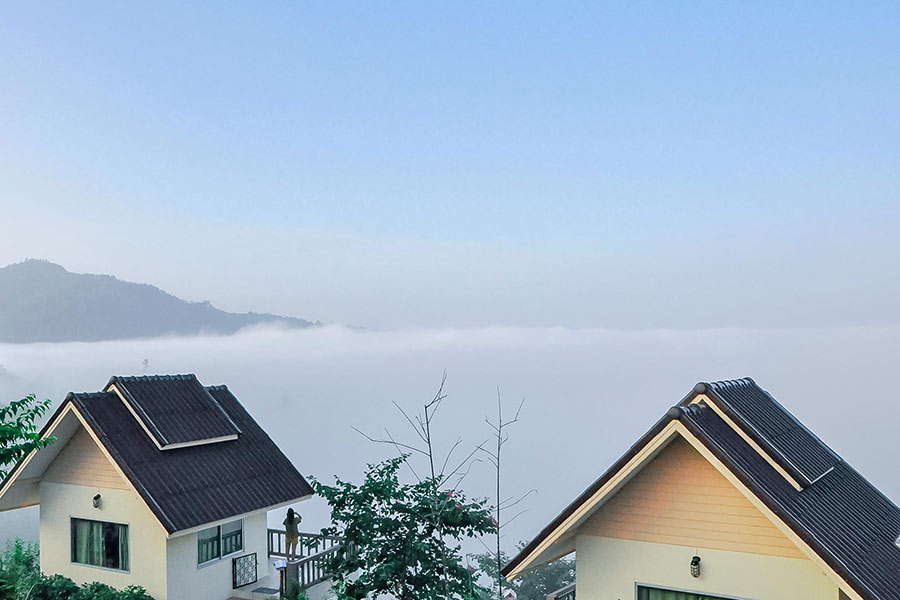 5 ที่พักเขาค้อดีไซน์ชิคๆ ชมวิวทะเลหมอกส่วนตัวได้จากปลายเตียง