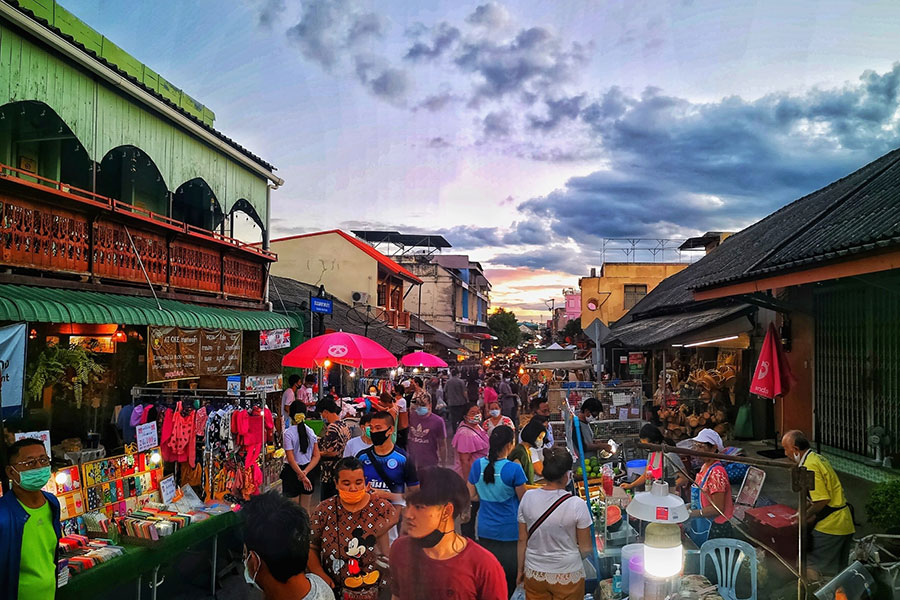 lampangwalkingstreet-1