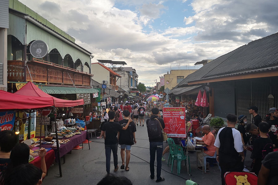 lampangwalkingstreet-1