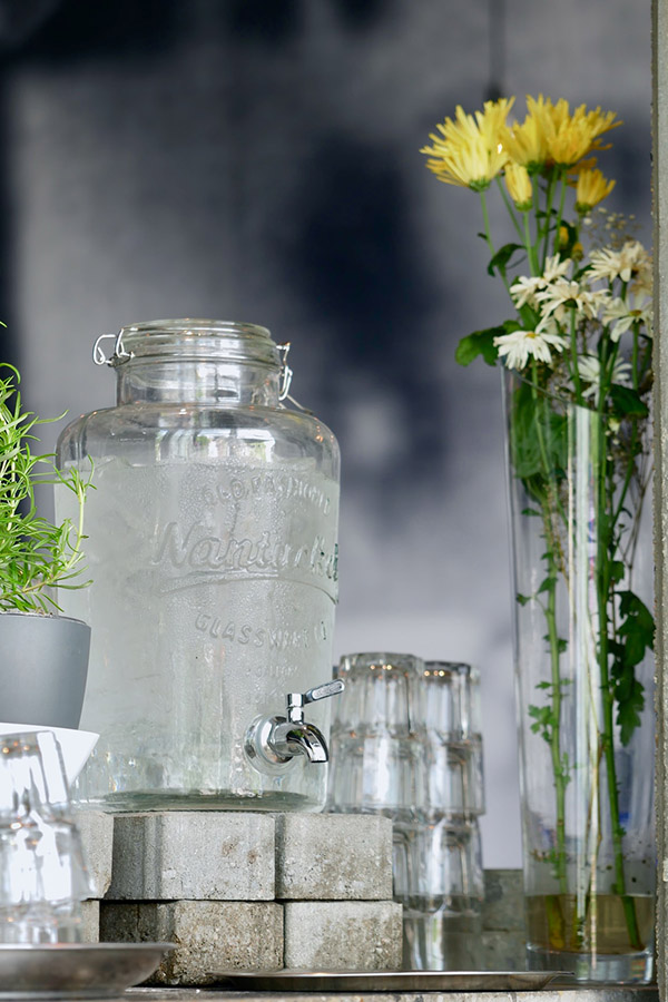 photo-1513340195431-f3cc90bfef06