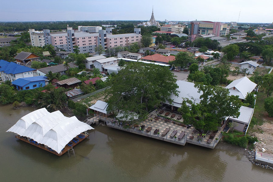 ร้านอาหาร-คาเฟ่ฉะเชิงเทราริมน้ำ