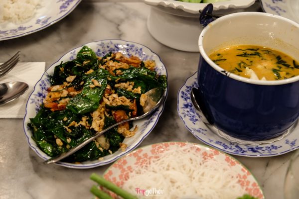 ไปกินมาแล้ว 10 ร้านอร่อยราคาไม่แรง ที่ภูเก็ต